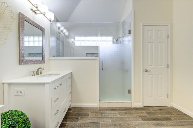 1411 Lake Pauline Court, Richmond, TX 77406