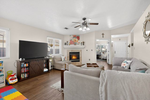 5104 Park Ridge Road NW, Albuquerque, NM 87120