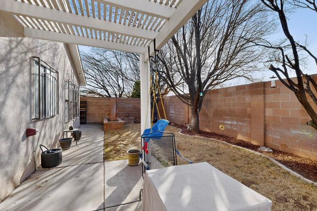 5104 Park Ridge Road NW, Albuquerque, NM 87120