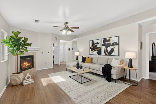 5104 Park Ridge Road NW, Albuquerque, NM 87120