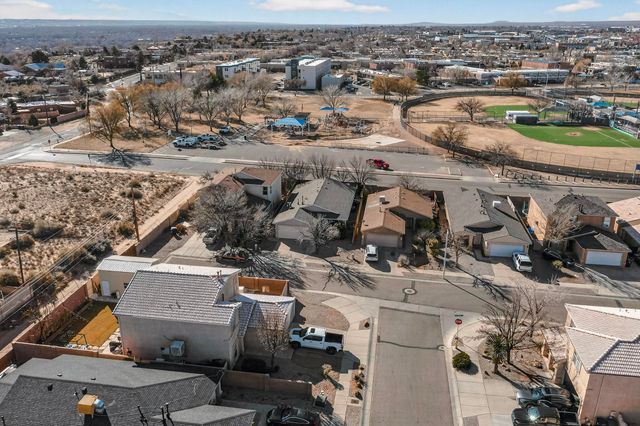 5104 Park Ridge Road NW, Albuquerque, NM 87120