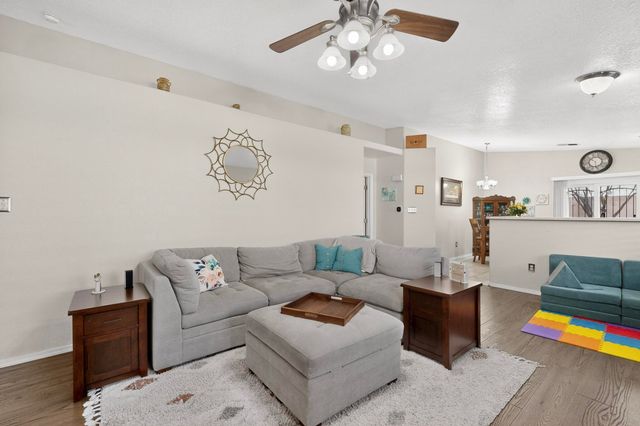 5104 Park Ridge Road NW, Albuquerque, NM 87120