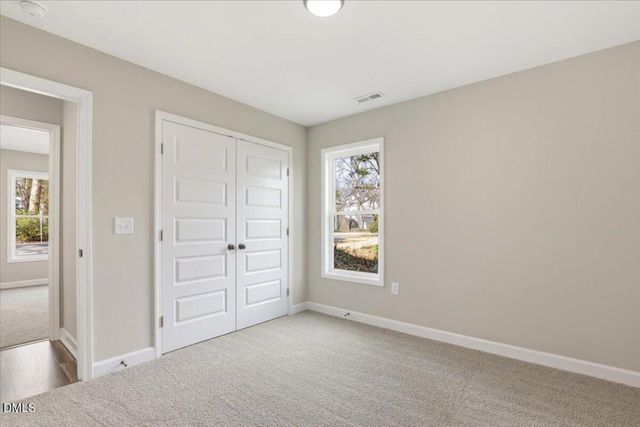 102 E Pope Avenue, Kenly, NC 27542