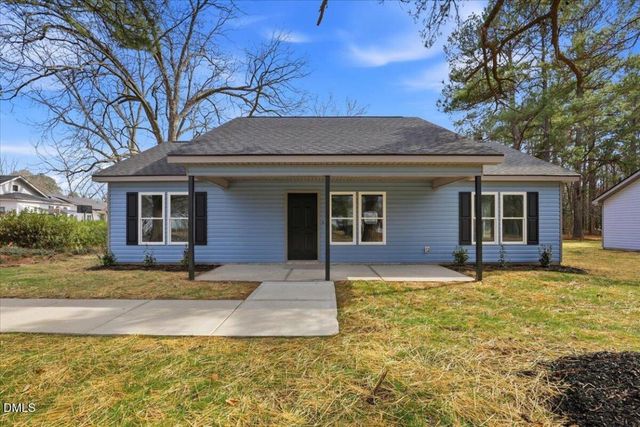 102 E Pope Avenue, Kenly, NC 27542