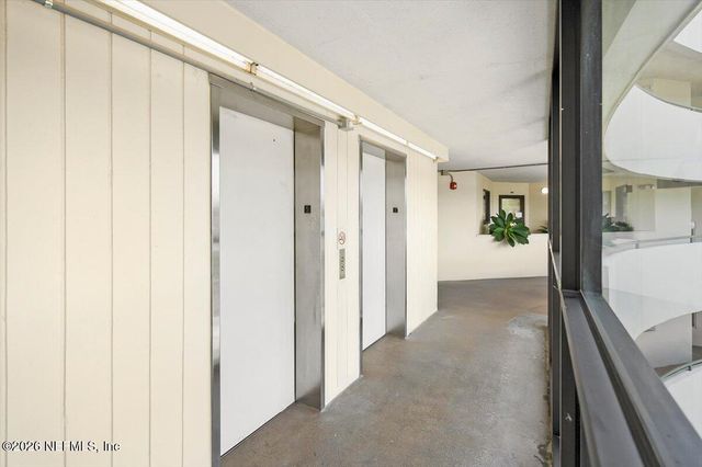 1071 EDGEWOOD Avenue S 406, Jacksonville, FL 32205