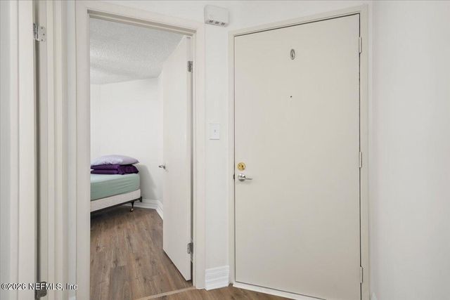 1071 EDGEWOOD Avenue S 406, Jacksonville, FL 32205