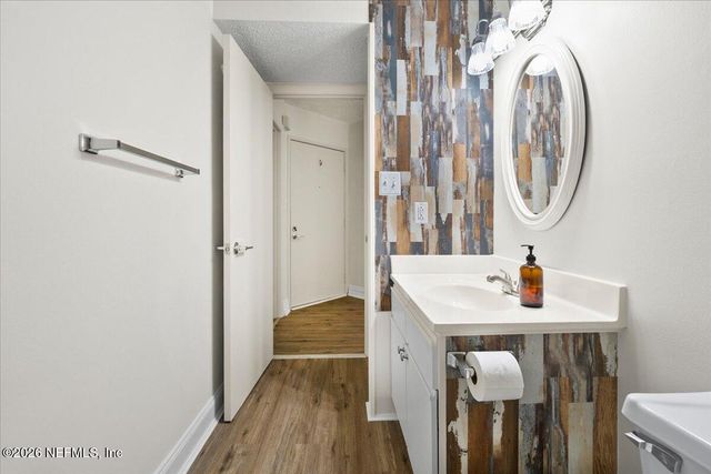 1071 EDGEWOOD Avenue S 406, Jacksonville, FL 32205