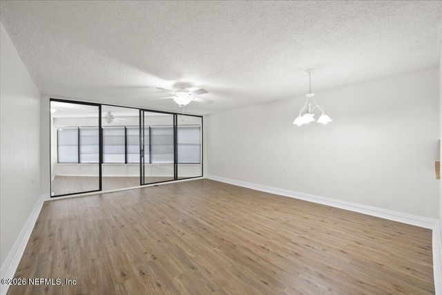 1071 EDGEWOOD Avenue S 406, Jacksonville, FL 32205