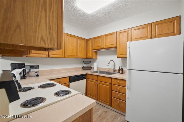 1071 EDGEWOOD Avenue S 406, Jacksonville, FL 32205