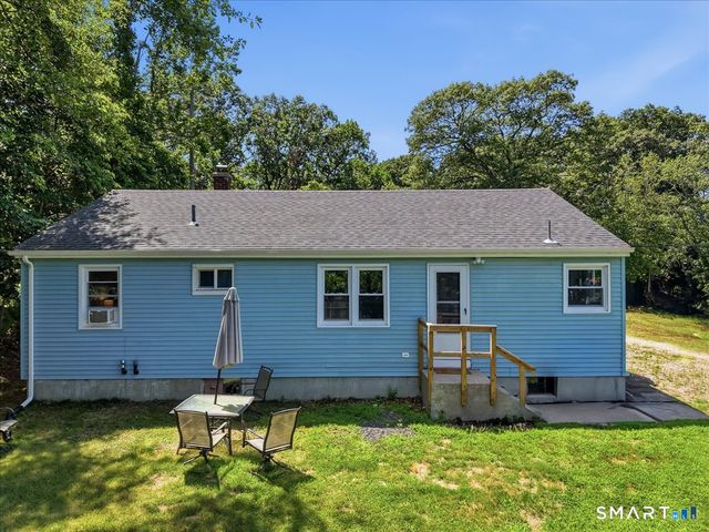 133 Bloomingdale Road, Waterford, CT 06375