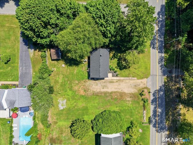 133 Bloomingdale Road, Waterford, CT 06375