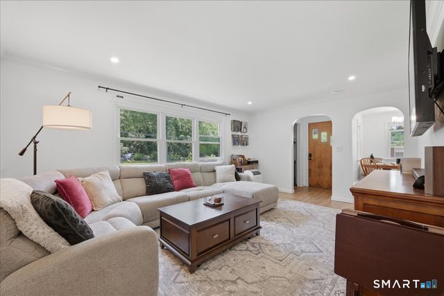 133 Bloomingdale Road, Waterford, CT 06375