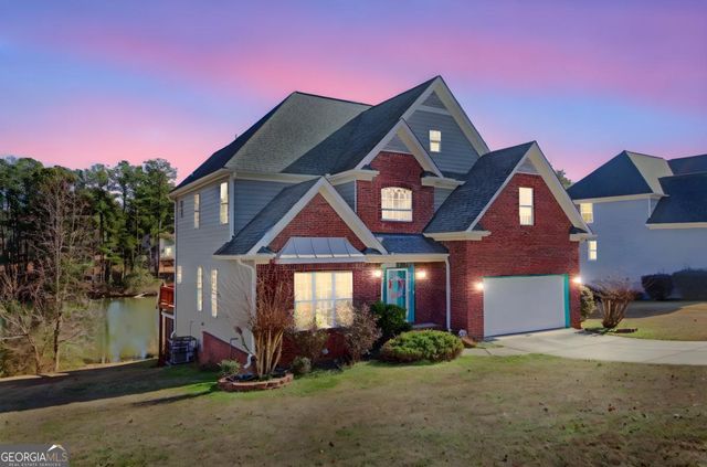 3932 Misty Lake, Ellenwood, GA 30294