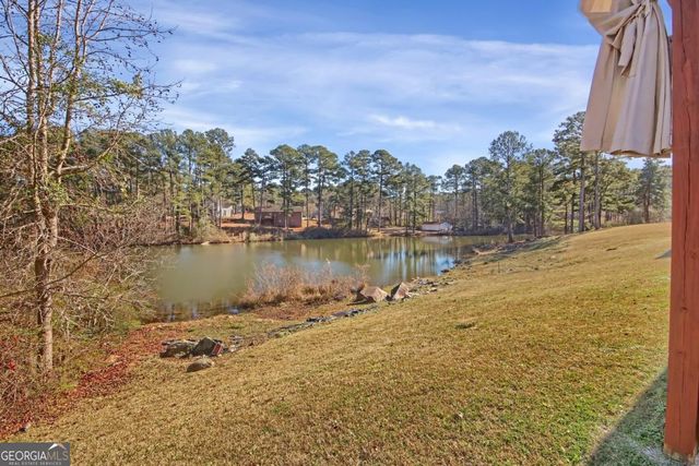 3932 Misty Lake, Ellenwood, GA 30294