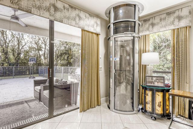 10273 St Andrews Road, Boynton Beach, FL 33436