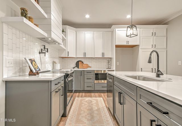 140 Hulse Road, Jonesborough, TN 37659