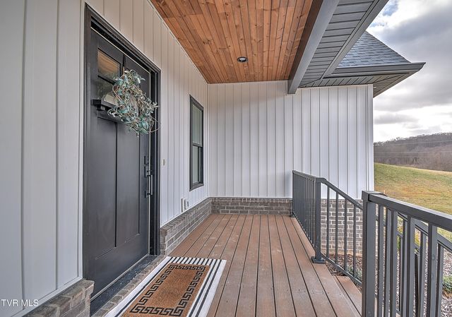 140 Hulse Road, Jonesborough, TN 37659