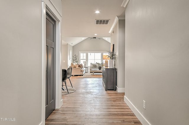 140 Hulse Road, Jonesborough, TN 37659