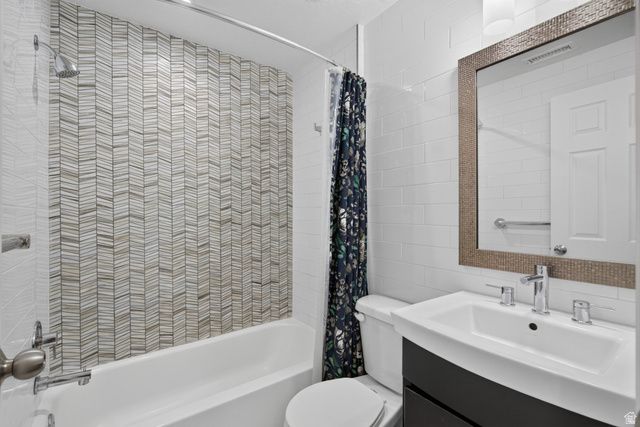 2223 N POINTE MEADOW LOOP, Lehi, UT 84048
