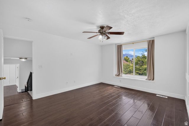 2223 N POINTE MEADOW LOOP, Lehi, UT 84048