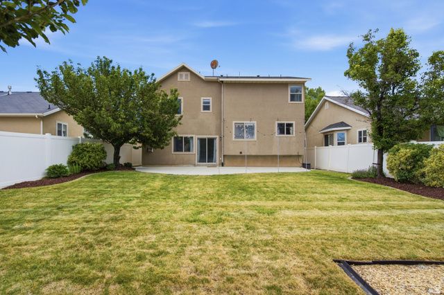 2223 N POINTE MEADOW LOOP, Lehi, UT 84048
