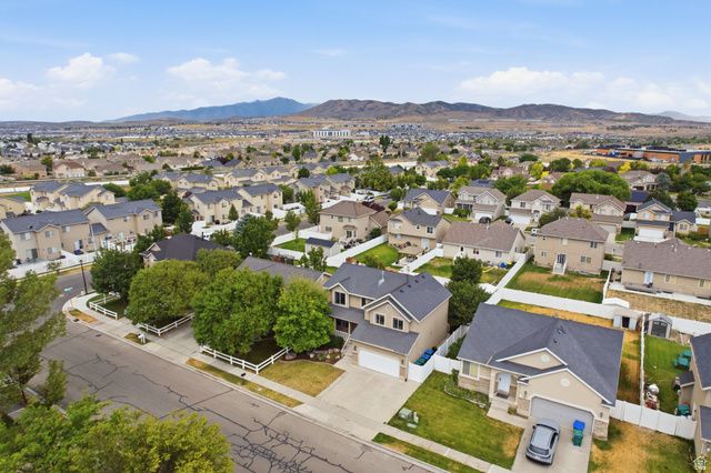 2223 N POINTE MEADOW LOOP, Lehi, UT 84048