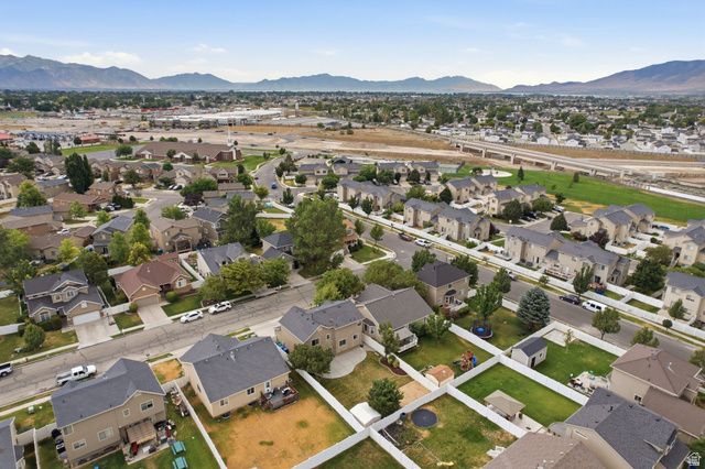 2223 N POINTE MEADOW LOOP, Lehi, UT 84048