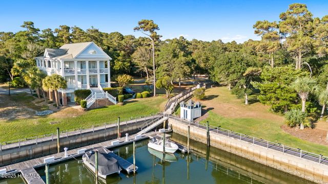 663 Parish Drive SW, Supply, NC 28462