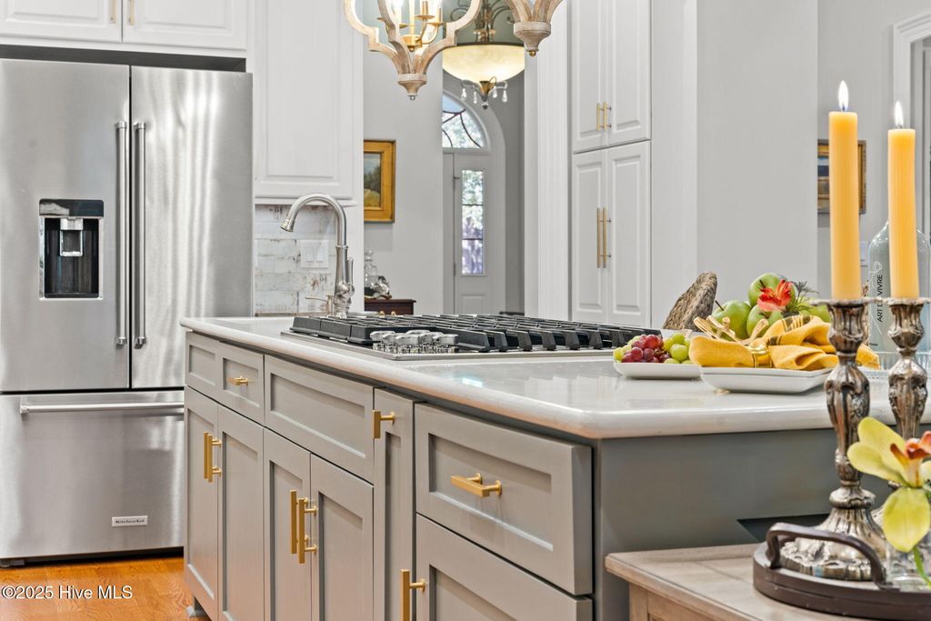 Image 20 of property listing at 663 Parish Drive SW, Supply, NC 28462