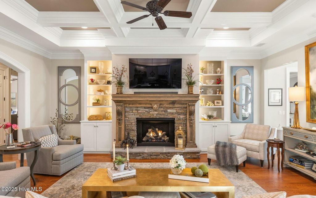 Image 23 of property listing at 663 Parish Drive SW, Supply, NC 28462