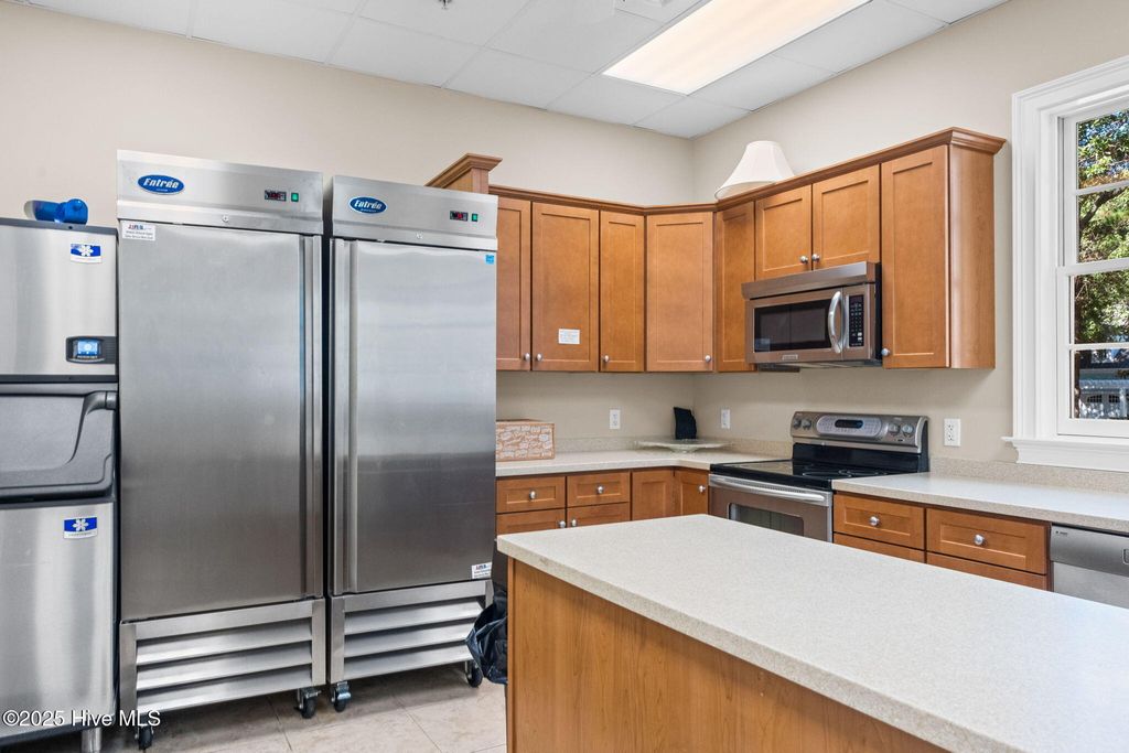 Image 78 of property listing at 663 Parish Drive SW, Supply, NC 28462