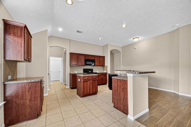 16007 Hidden Manor Drive, Houston, TX 77049