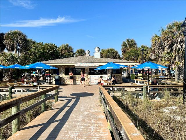 535 68TH AVENUE 2, St Pete Beach, FL 33706