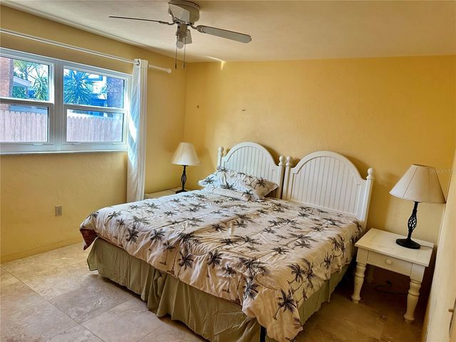 535 68TH AVENUE 2, St Pete Beach, FL 33706