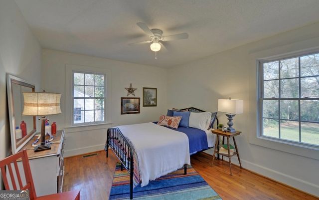 624 W Howell Street, Hartwell, GA 30643