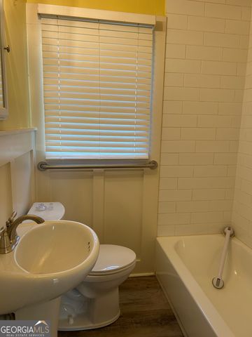 624 W Howell Street, Hartwell, GA 30643