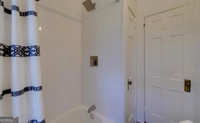 624 W Howell Street, Hartwell, GA 30643