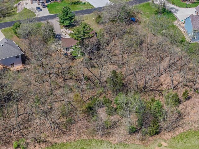 S1272 Lost Oaks Court, Wisconsin Dells, WI 53965