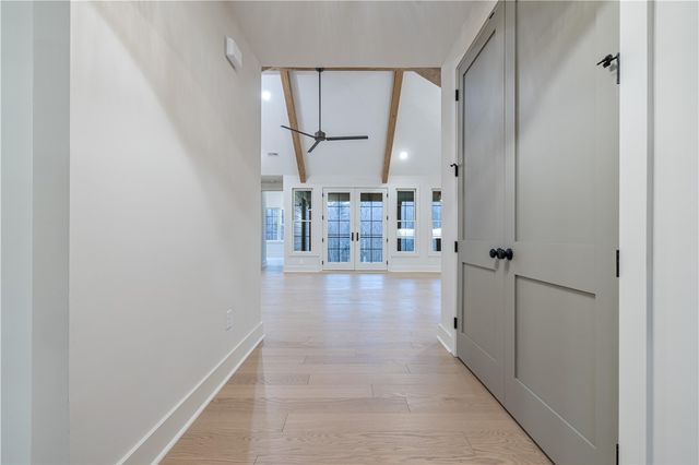 236 W Old Pendleton Road, Central, SC 29630