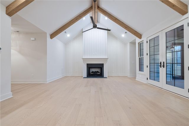 236 W Old Pendleton Road, Central, SC 29630