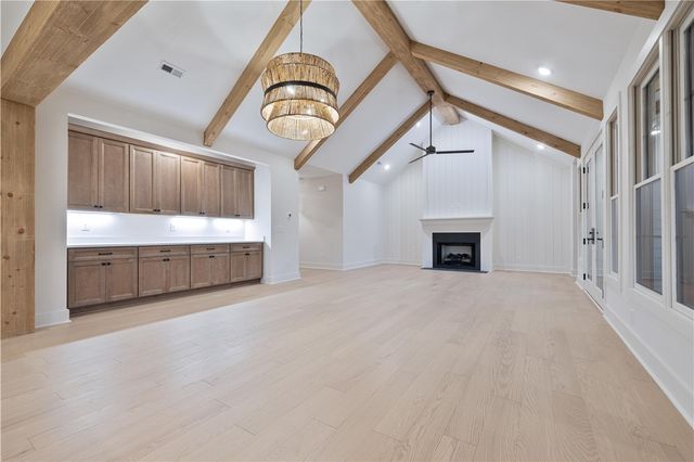 236 W Old Pendleton Road, Central, SC 29630