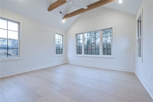 236 W Old Pendleton Road, Central, SC 29630