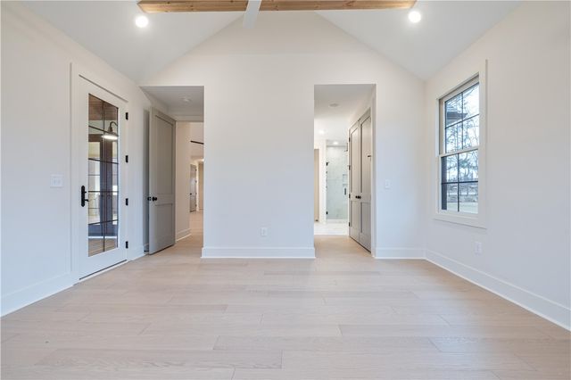 236 W Old Pendleton Road, Central, SC 29630