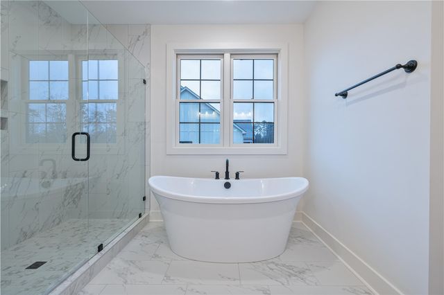 236 W Old Pendleton Road, Central, SC 29630