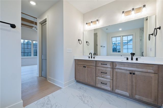 236 W Old Pendleton Road, Central, SC 29630