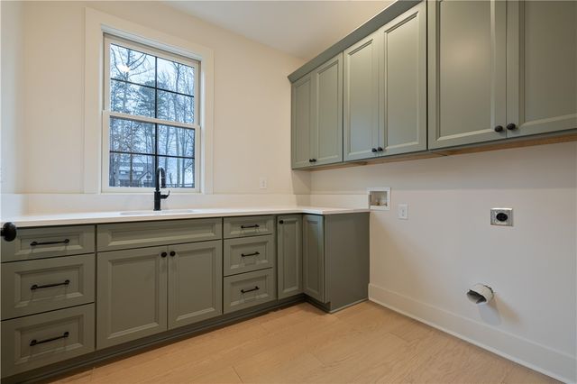 236 W Old Pendleton Road, Central, SC 29630