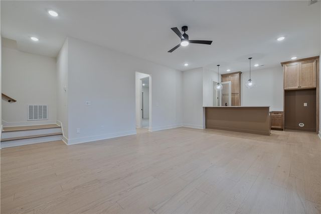 236 W Old Pendleton Road, Central, SC 29630