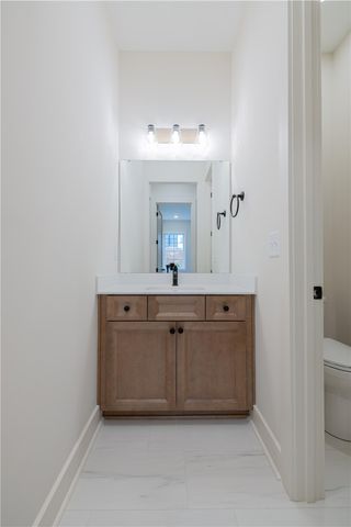 236 W Old Pendleton Road, Central, SC 29630