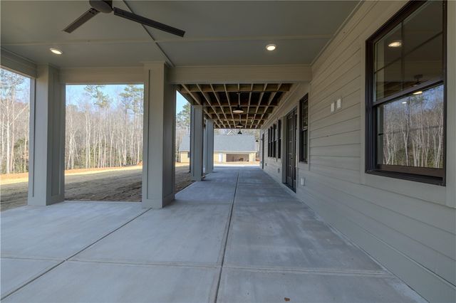 236 W Old Pendleton Road, Central, SC 29630