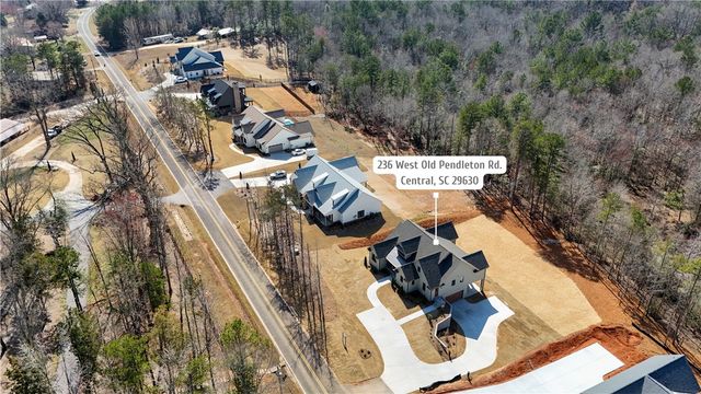 236 W Old Pendleton Road, Central, SC 29630